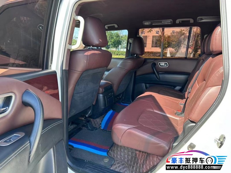 17年日产途乐轿车抵押车出售