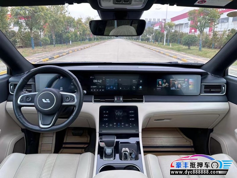 20年理想ONE轿车抵押车出售