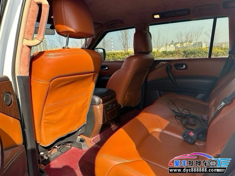 19年日产途乐轿车抵押车出售