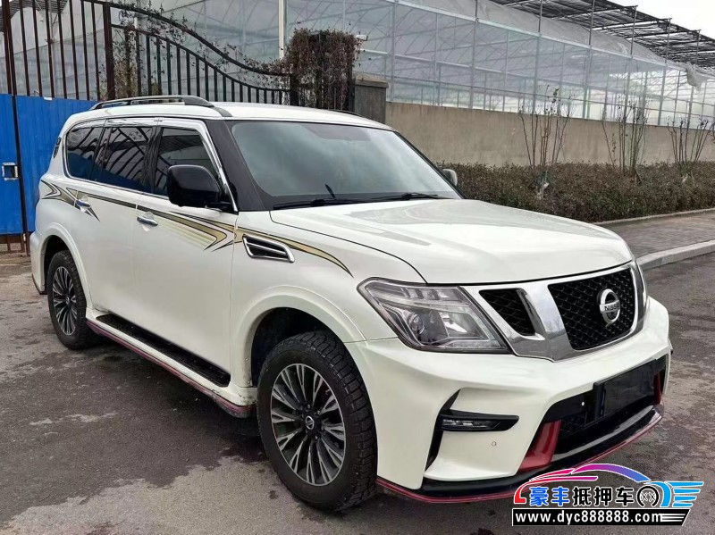 17年日产途乐轿车抵押车出售