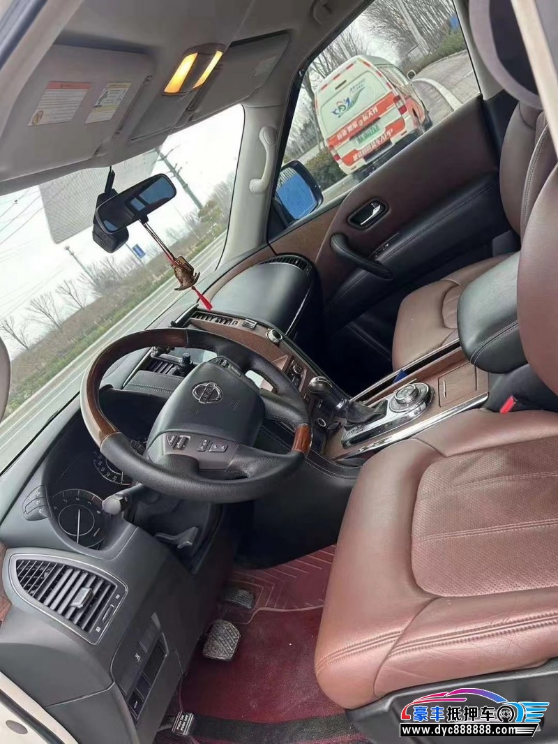 17年日产途乐轿车抵押车出售