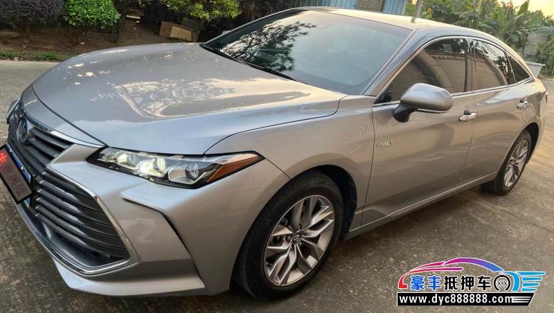 21年丰田亚洲龙轿车抵押车出售