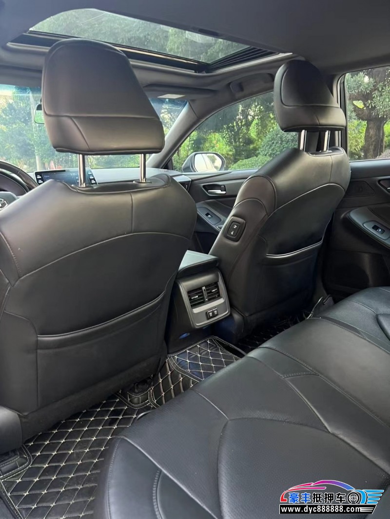 21年丰田亚洲龙轿车抵押车出售