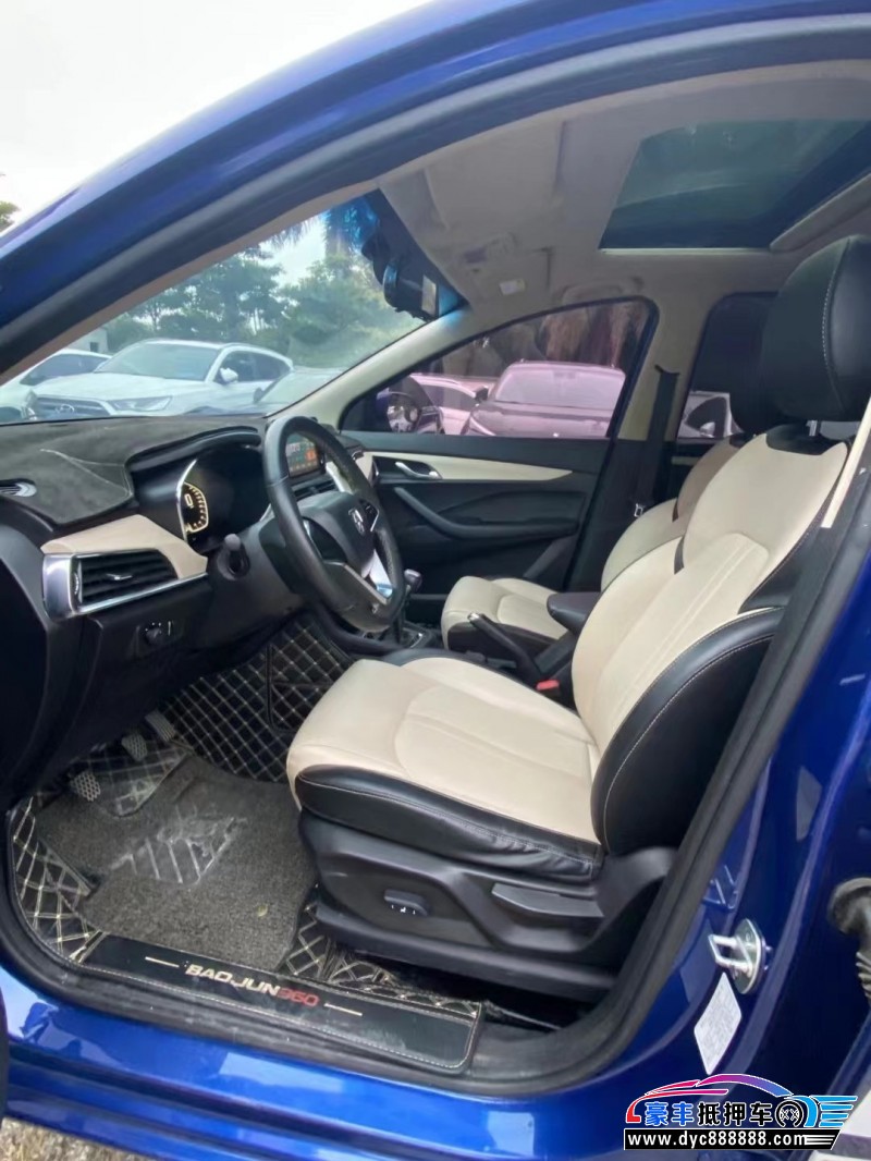 18年宝骏宝骏360轿车抵押车出售