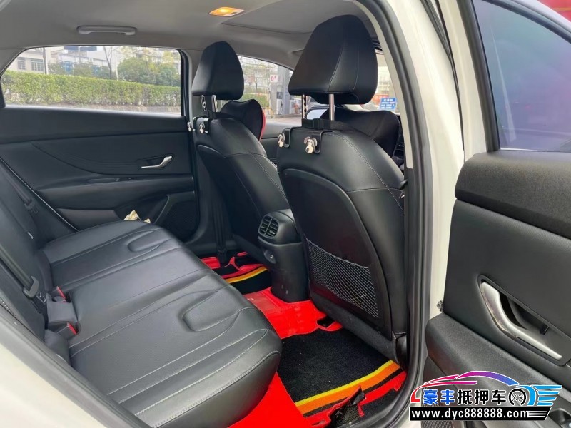 22年现代伊兰特轿车抵押车出售