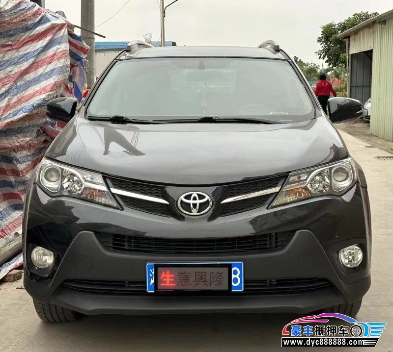14年丰田RAV4轿车抵押车出售