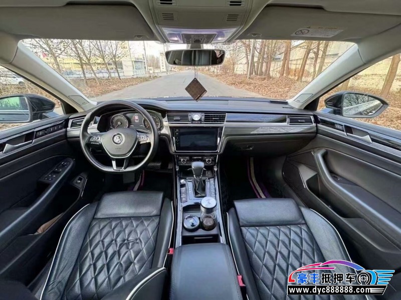 19年大众辉昂轿车抵押车出售