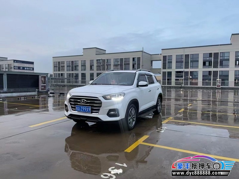 19年现代ix35轿车抵押车出售