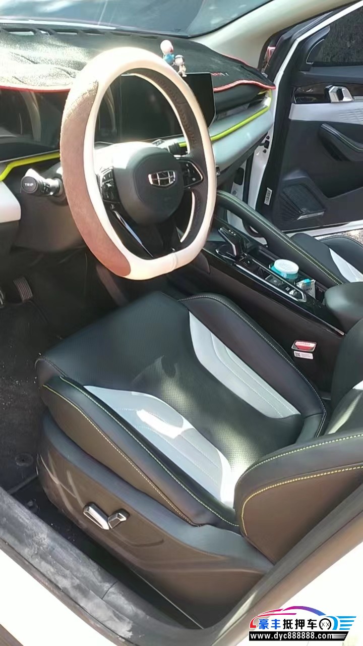 22年吉利缤越轿车抵押车出售