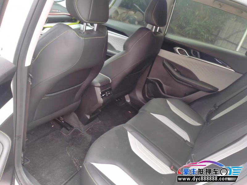 22年吉利缤越轿车抵押车出售