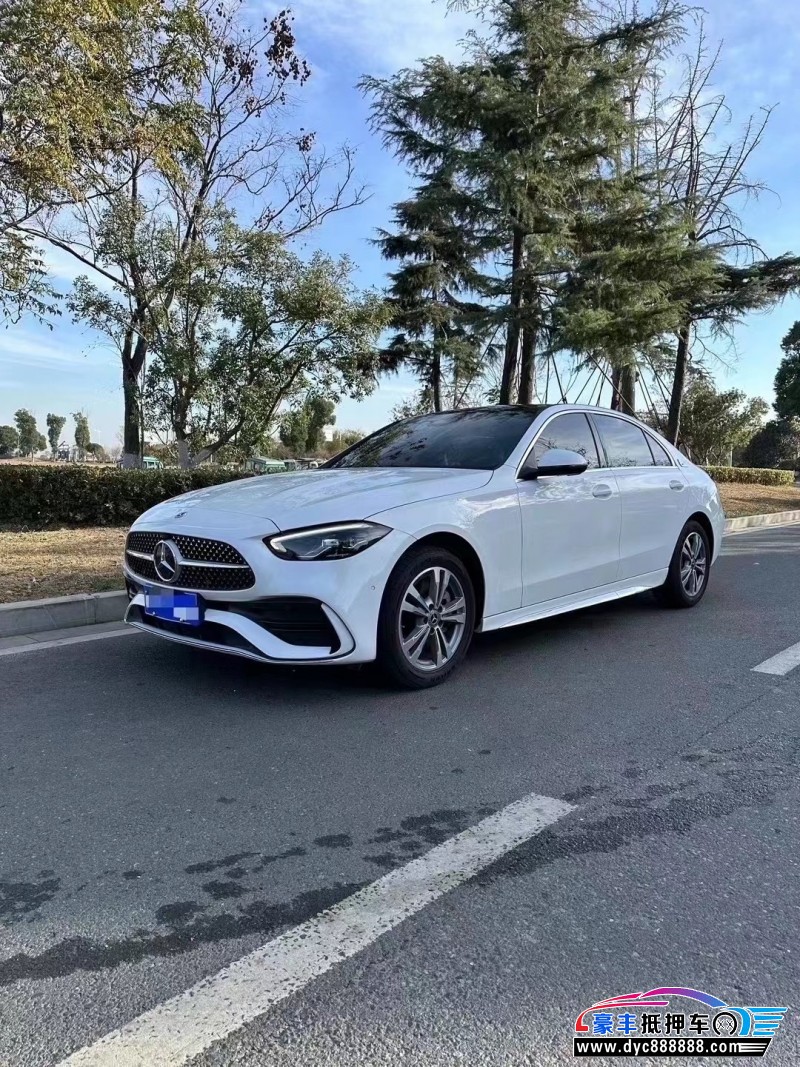 22年奔驰C轿车抵押车出售