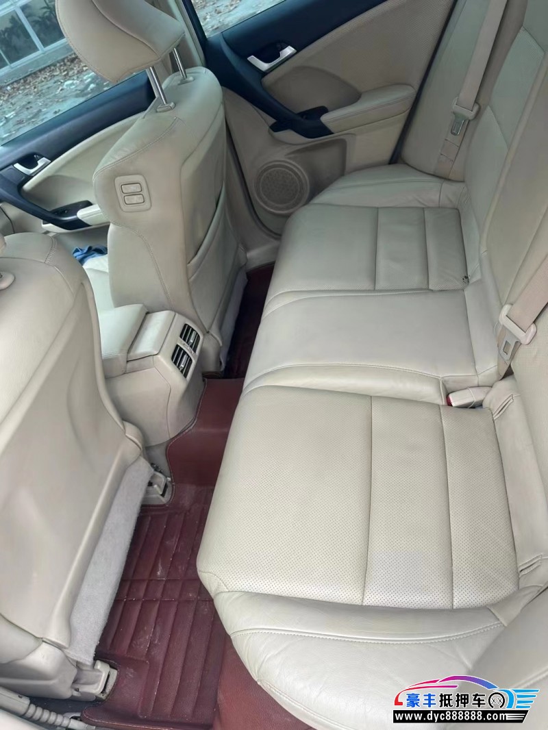 14年本田思铂睿轿车抵押车出售