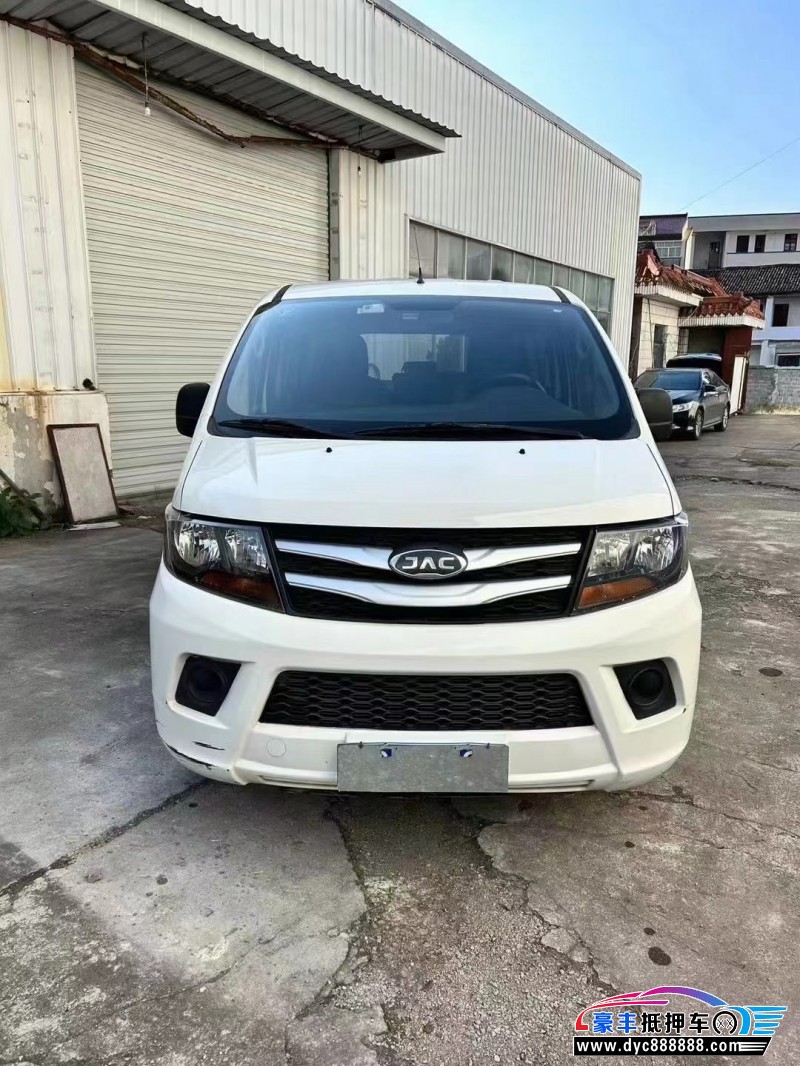 20年江淮瑞风M3轿车抵押车出售