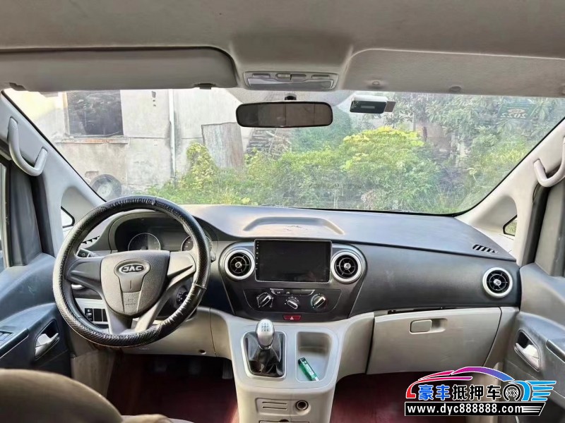 20年江淮瑞风M3轿车抵押车出售