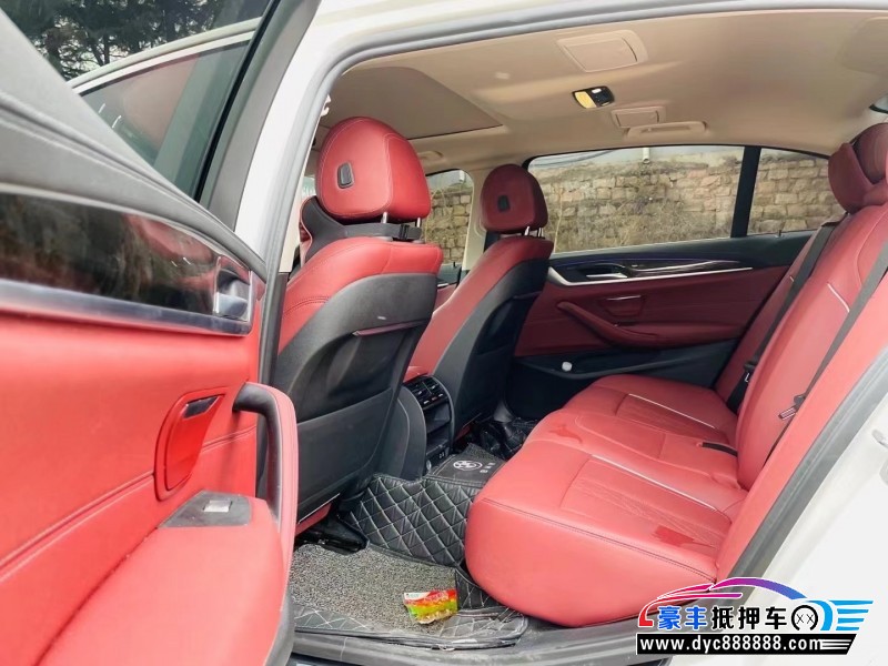 20年宝马5系轿车抵押车出售