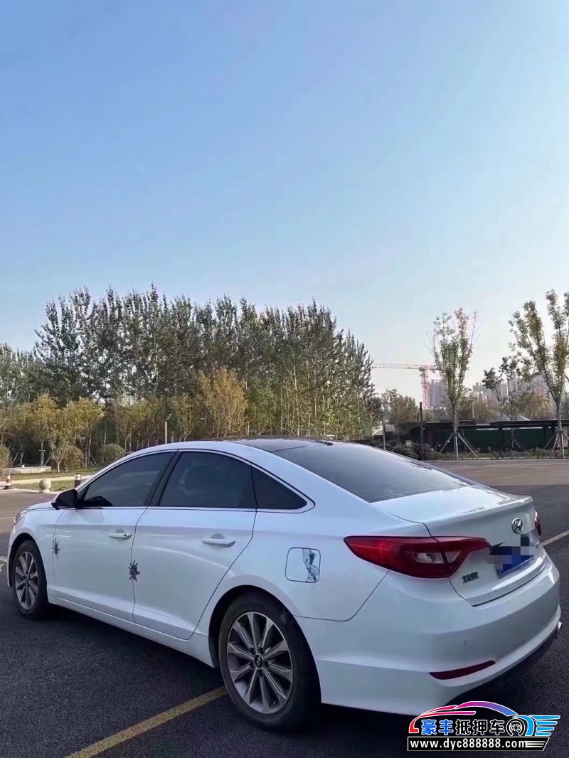 17年现代索纳塔九轿车抵押车出售