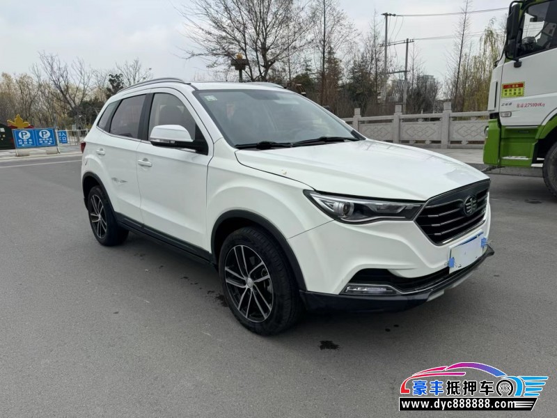 17年奔腾X40轿车抵押车出售