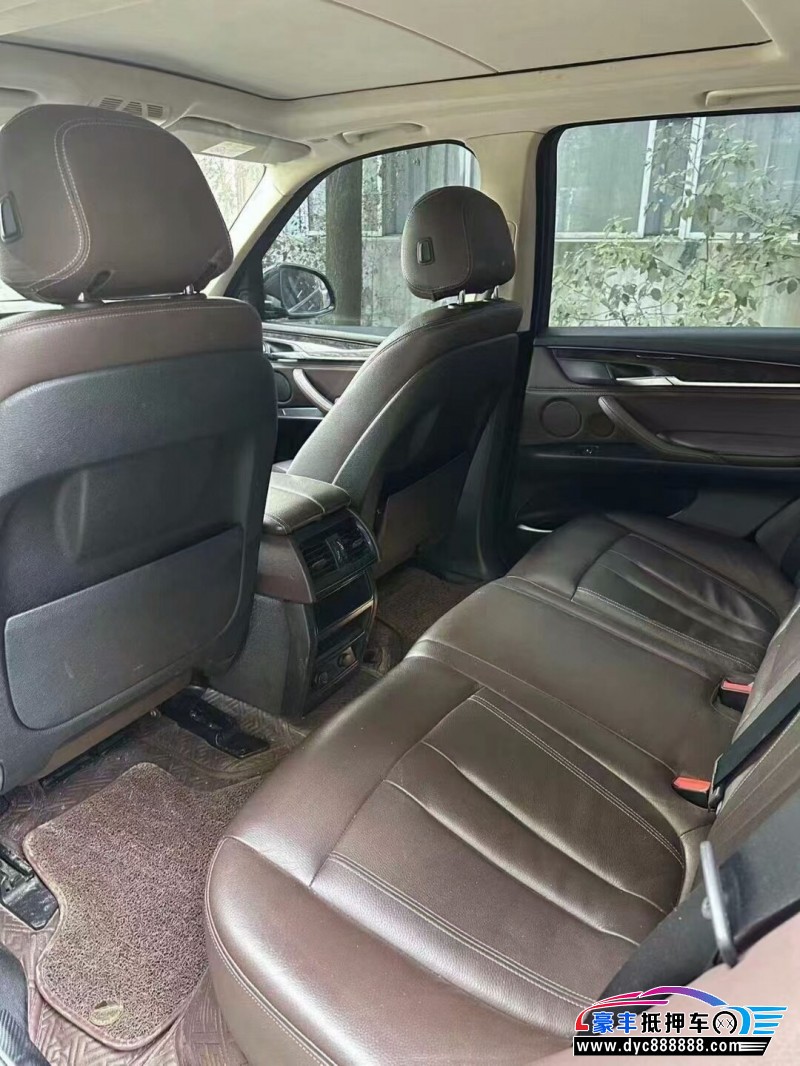 18年宝马X5SUV抵押车出售