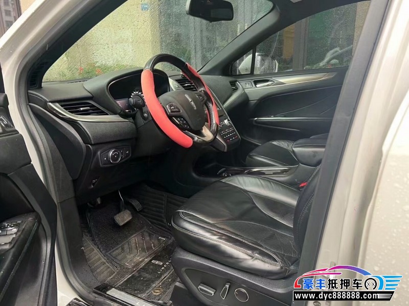 15年林肯MKC轿车抵押车出售