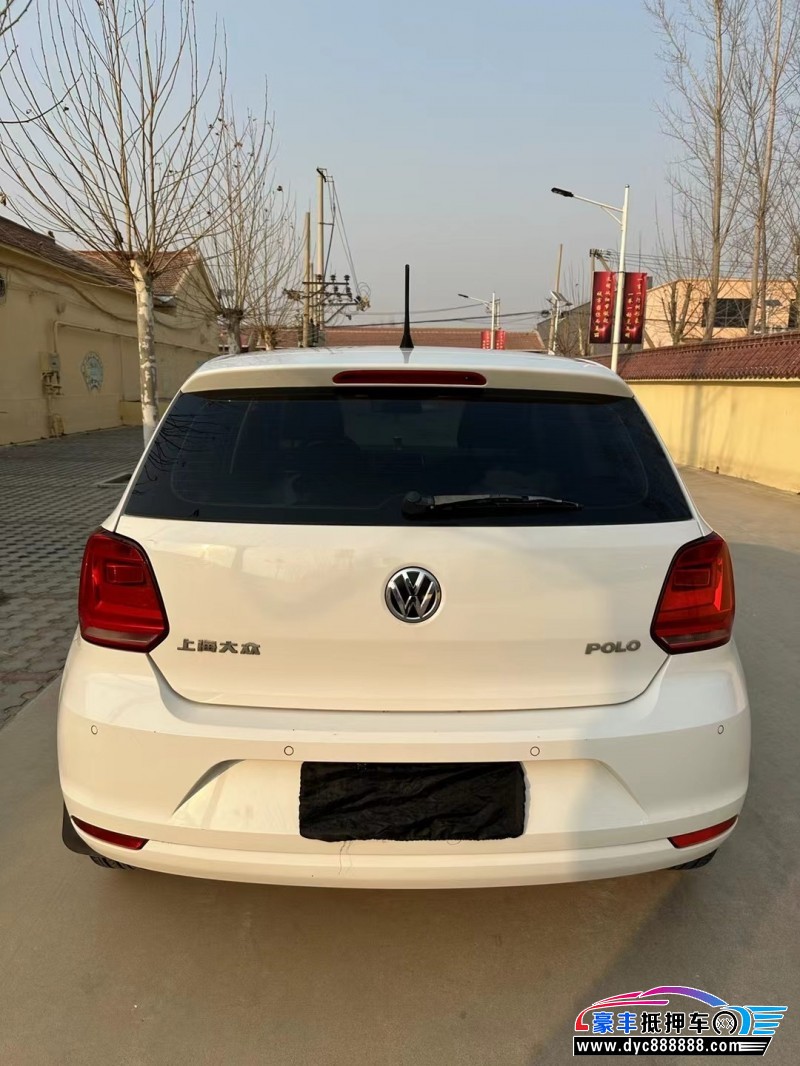 15年大众polo轿车抵押车出售
