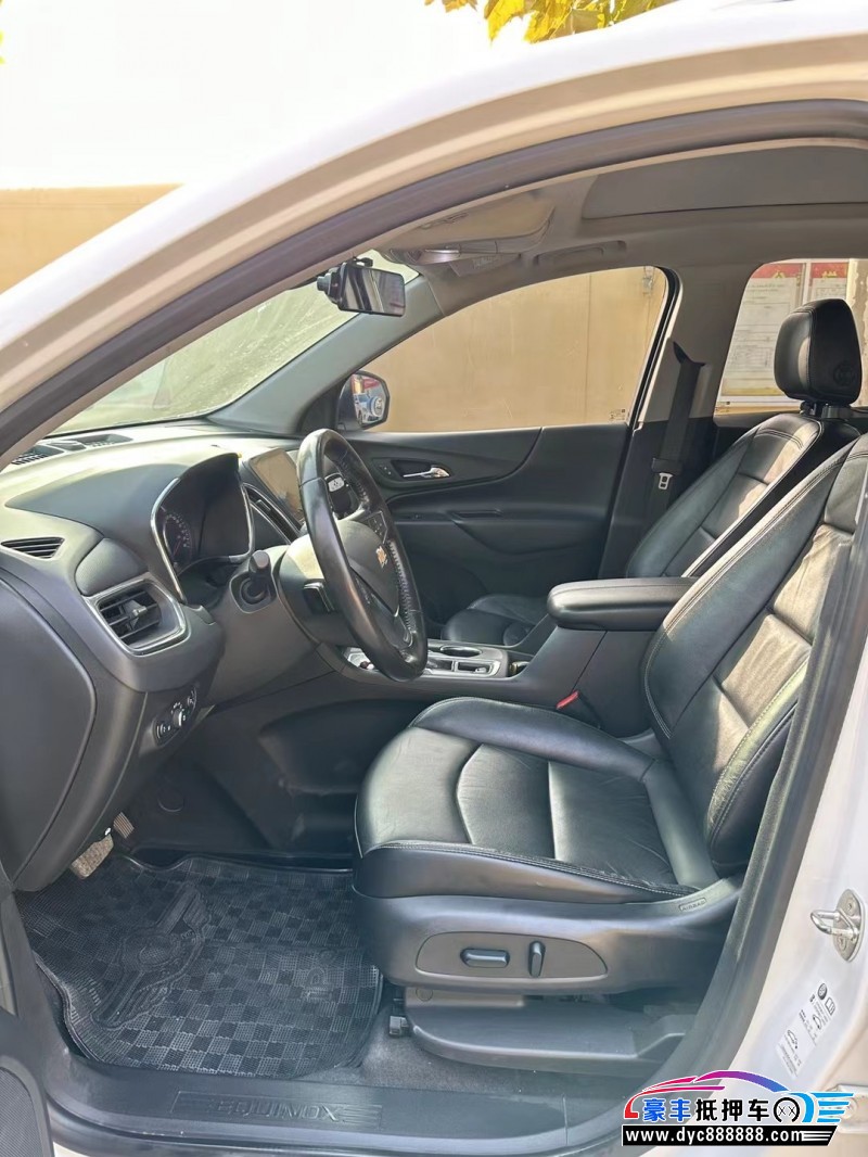 17年雪佛兰探界者轿车抵押车出售