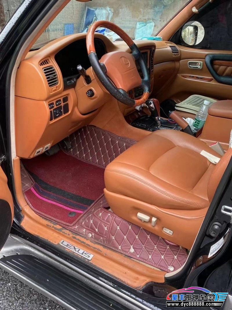 00年雷克萨斯LX轿车抵押车出售