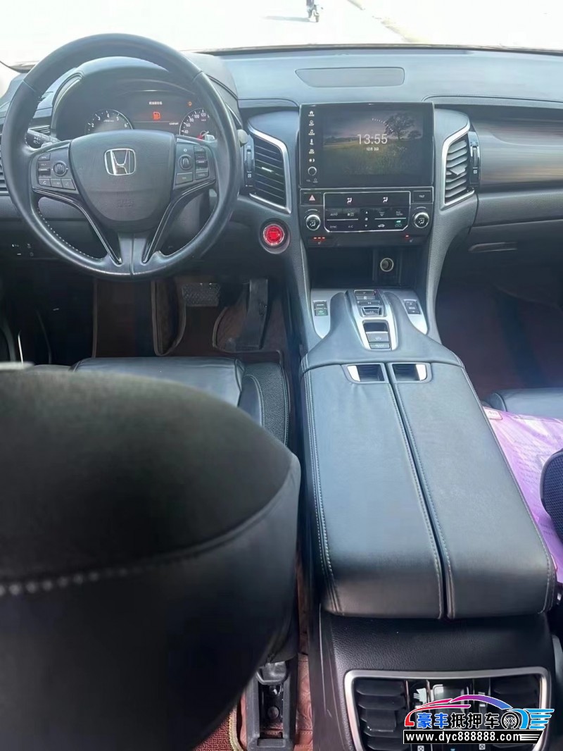 17年本田冠道轿车抵押车出售