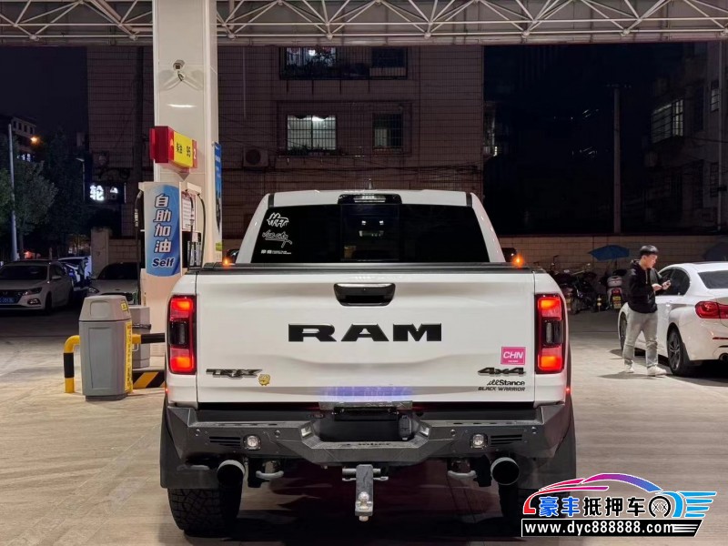 22年道奇道奇Ram轿车抵押车出售