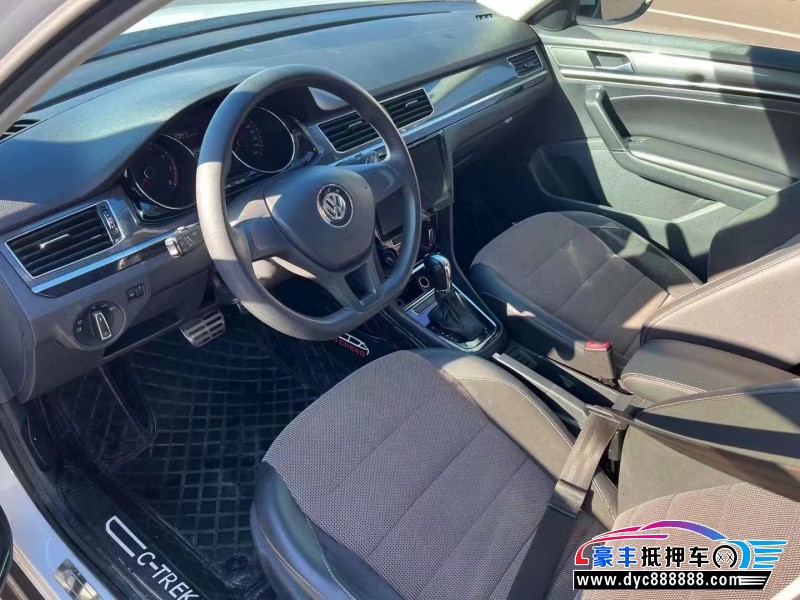 17年大众蔚领轿车抵押车出售