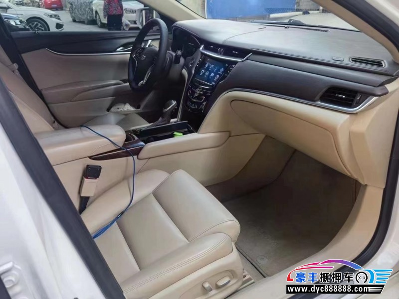 17年凯迪拉克XTS轿车抵押车出售