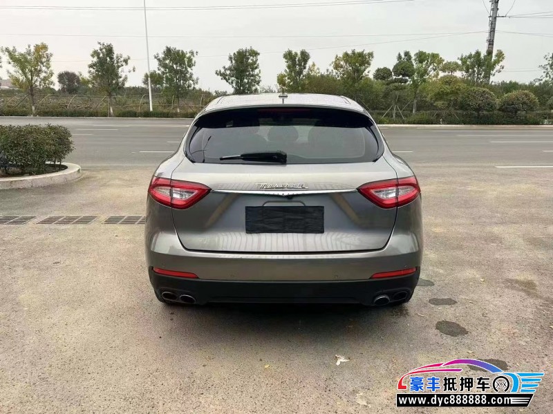 18年玛莎拉蒂莱万特轿车抵押车出售