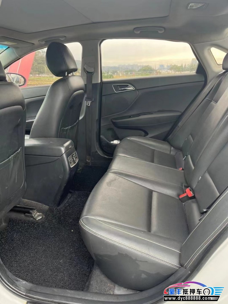 17年现代名图轿车抵押车出售