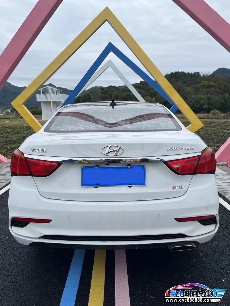 17年现代名图轿车抵押车出售