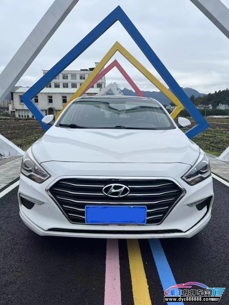 17年现代名图轿车抵押车出售