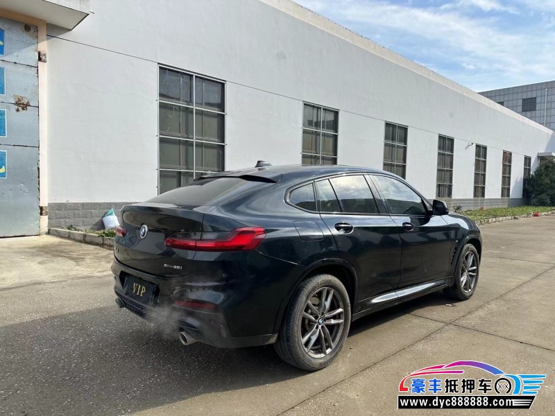 21年宝马X4轿车抵押车出售