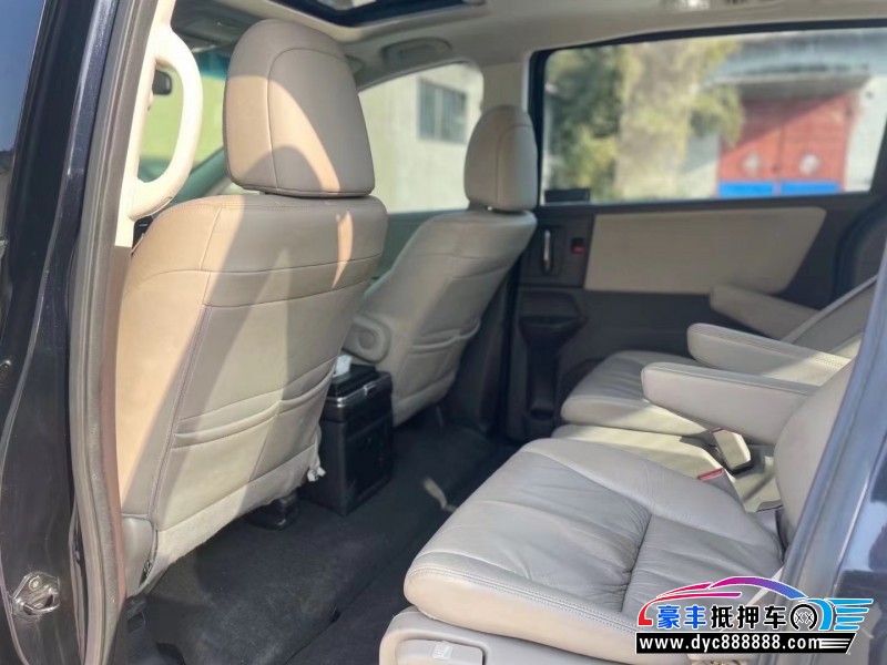 18年本田奥德赛轿车抵押车出售