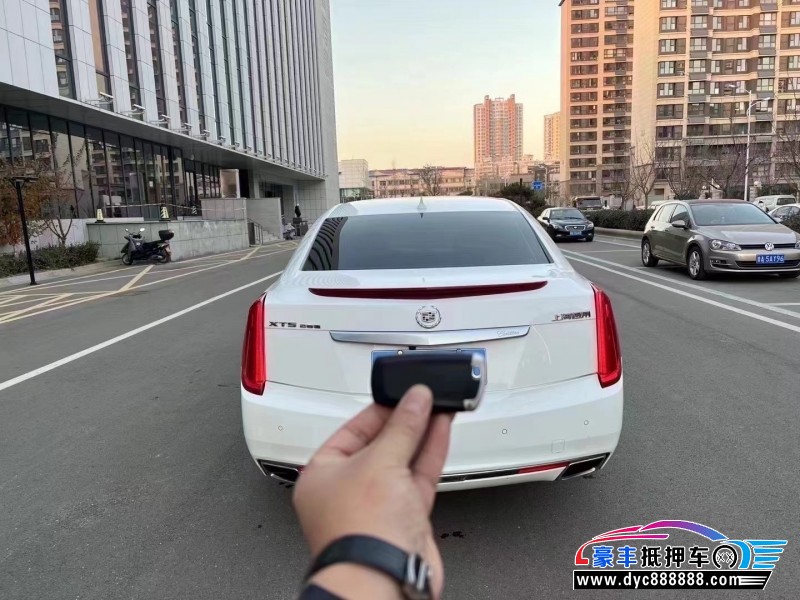 16年凯迪拉克XTS轿车抵押车出售