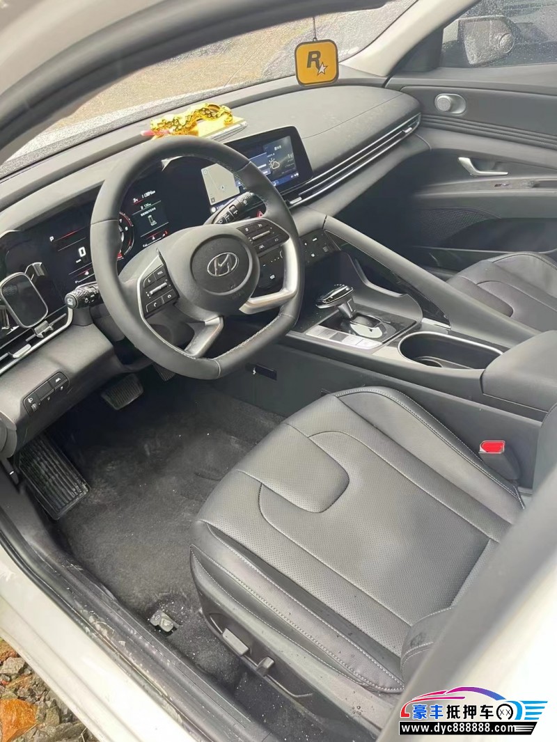 22年现代伊兰特轿车抵押车出售