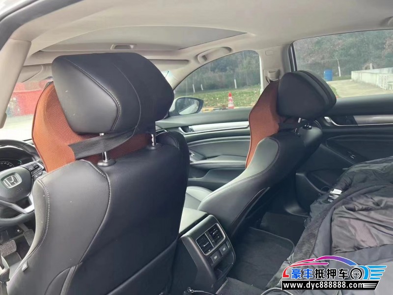 23年本田雅阁轿车抵押车出售