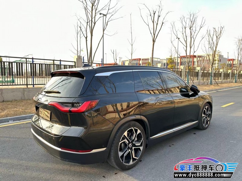 22年蔚来ES8轿车抵押车出售