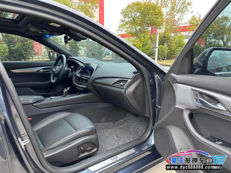 21年凯迪拉克CT5轿车抵押车出售