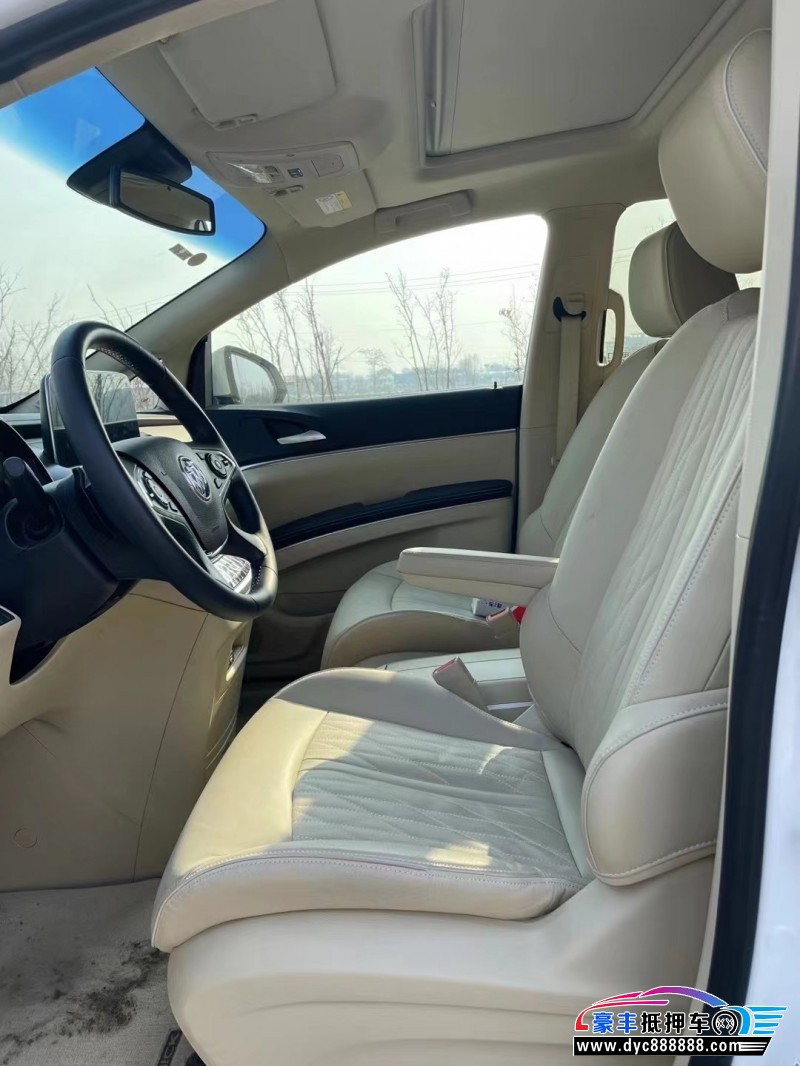 23年别克GL8轿车抵押车出售