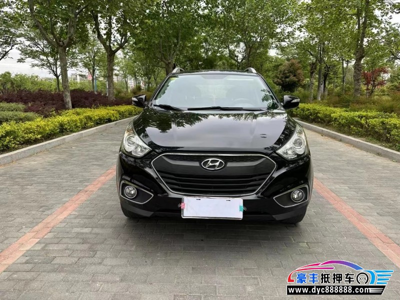13年现代ix35SUV抵押车出售