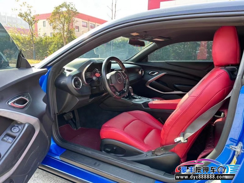 17年雪佛兰科迈罗轿车抵押车出售