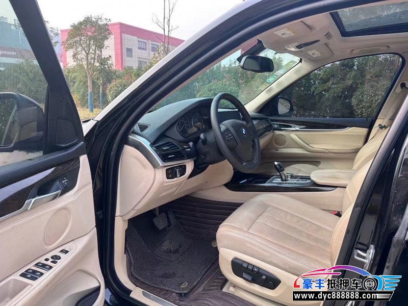 14年宝马X1轿车抵押车出售