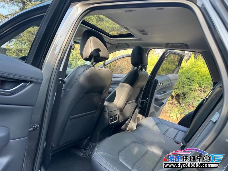 18年马自达CX-5轿车抵押车出售