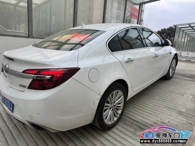 15年别克君威轿车抵押车出售