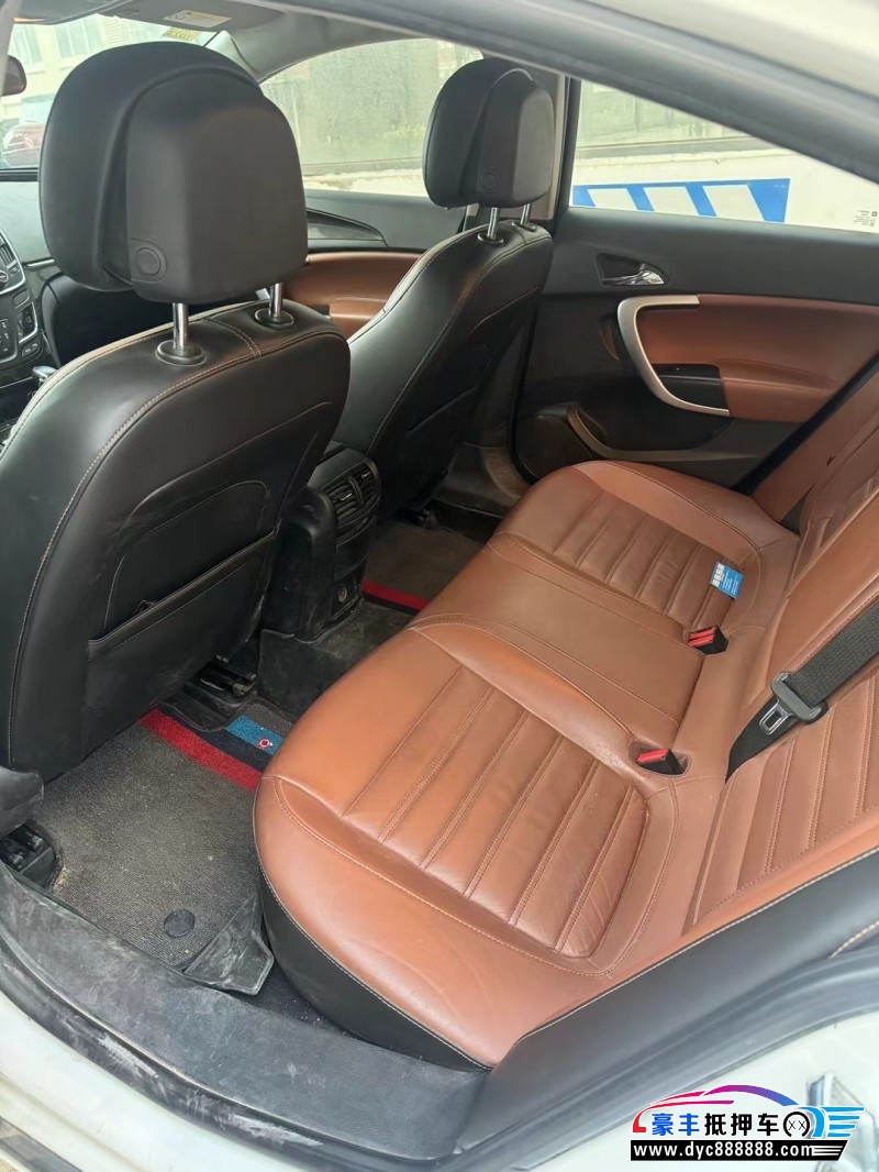 15年别克君威轿车抵押车出售