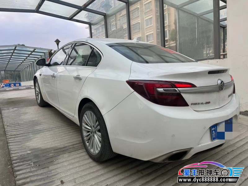 15年别克君威轿车抵押车出售