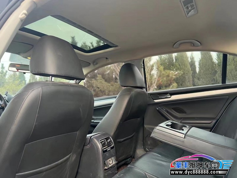 16年大众速腾轿车抵押车出售